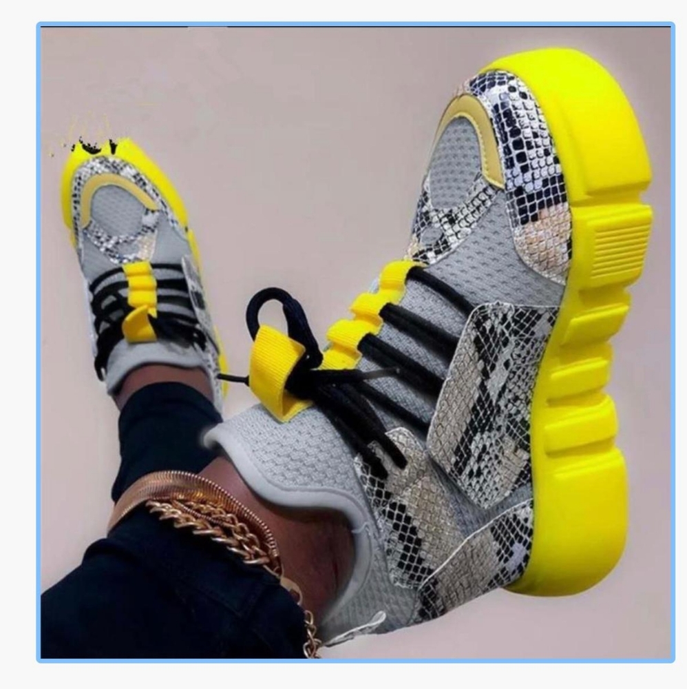 Lace up flatfoam